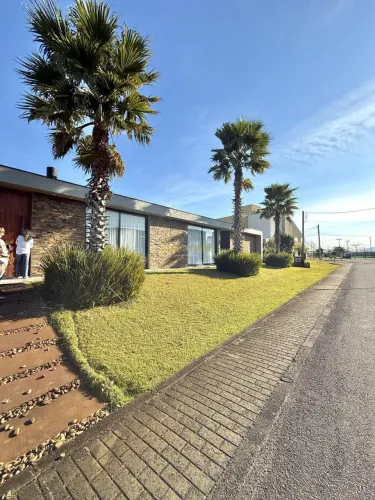 Casa em Condomínio Mobiliada em Condominio Las Palmas Xangri-Lá - Venda REF: CA3093