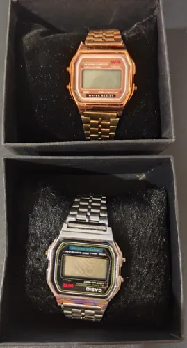 Relógio Casio WR - 02 unidades Prata e Rosê