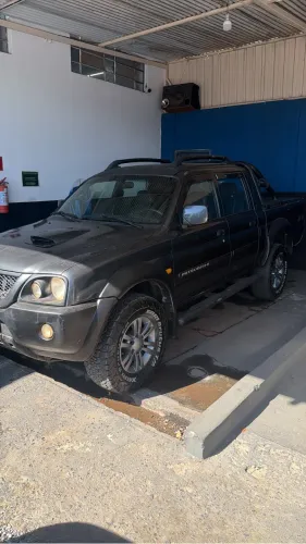 Mitsubishi L200 Outdoor HPE 2.5 4X4 CD T.dies. Mec. 2008