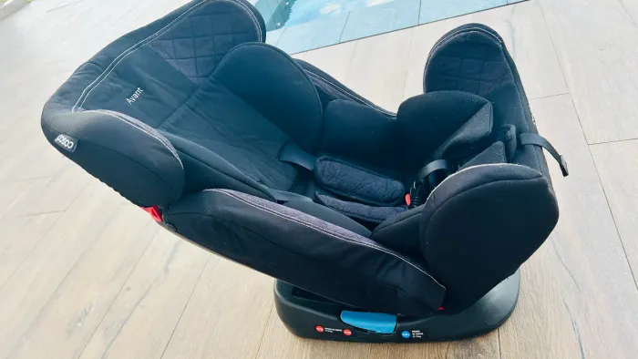 Cadeirinha para carro avant Cosco grupo de 0 a 25kg