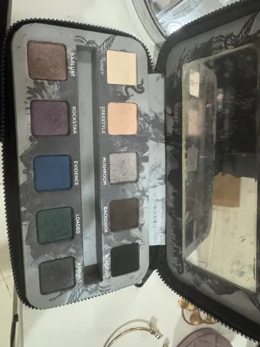 Palete Naked Urban Decay usada 