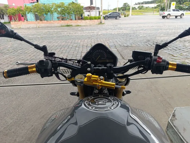 Hornet 600