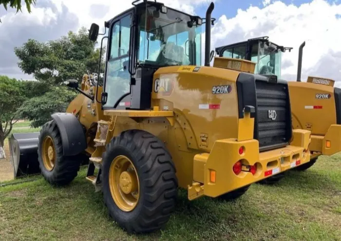 Pá carregadeira Cat 920