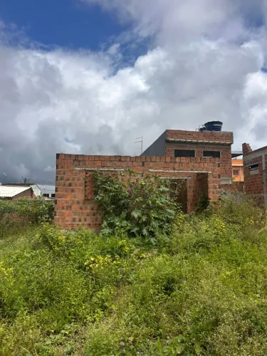 VENDO TERRENO + UMA PARTE CONSTRUÍDA 