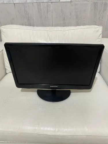 ? Computador Lenovo ThinkCentre + Monitor Samsung