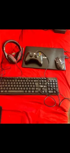 Vende se notebook