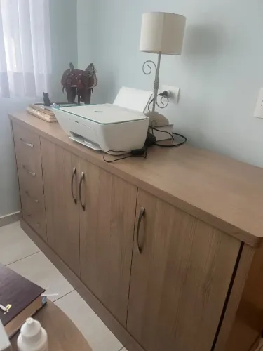 Vendo móveis para escritório usados