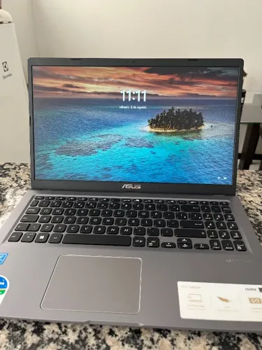 Notebook ASUS VivoBook X515MA