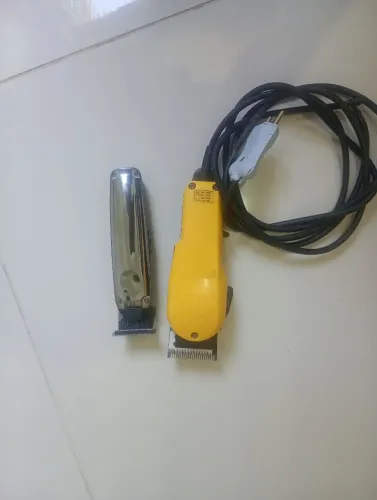 Vendo duas máquinas de cortar cabelo