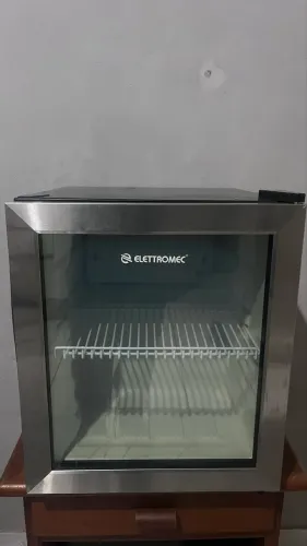Frigobar Eletromec 220v