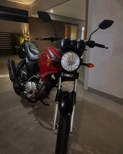 Yamaha YBR 125 2016 - Moto Econômica