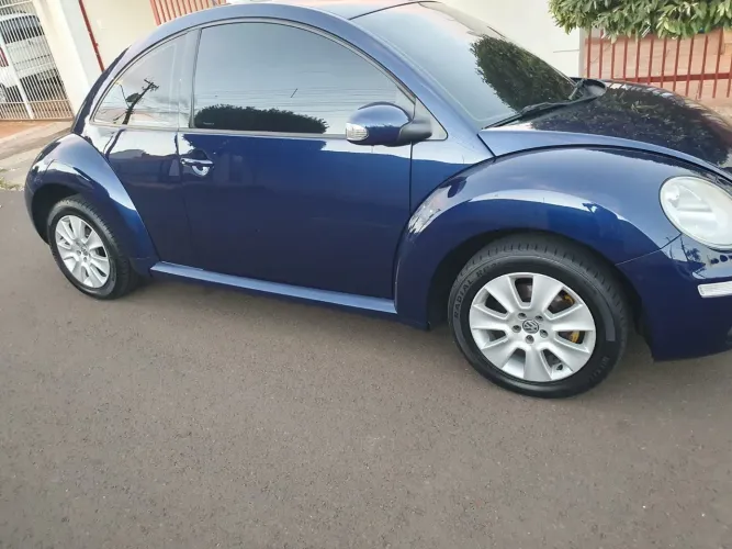 Volkswagen New Beetle 2.0 MI Mec./aut. 2009