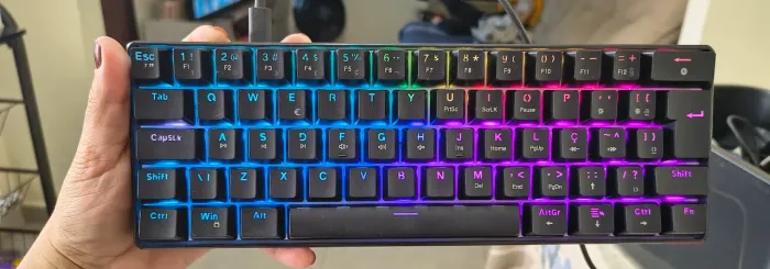 Lote Teclados Mecânicos RGB (8 unidades)