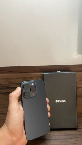iPhone 15 Pro 