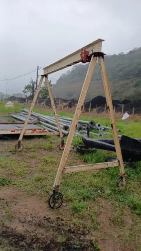 Pórtico de Içamento com Talha - Venda