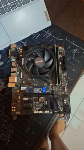 Placa Mãe Gigabyte GA-A320M-S2H
