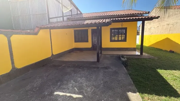 Casa de dois quartos sendo um suite,excelente localização Jardim Atlântico Oeste