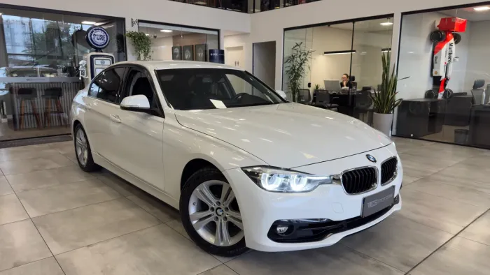 BMW 320I A Modern/sport TB 2.0/a.flex 16V 4P 2018