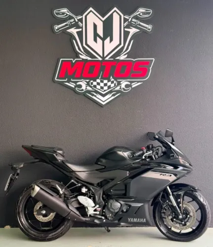 YAMAHA YZF R3 ABS