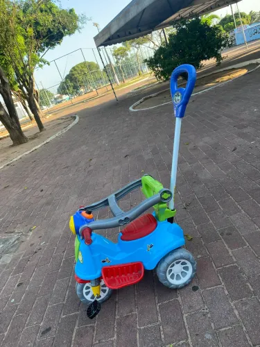 Moto velocípede de bebê