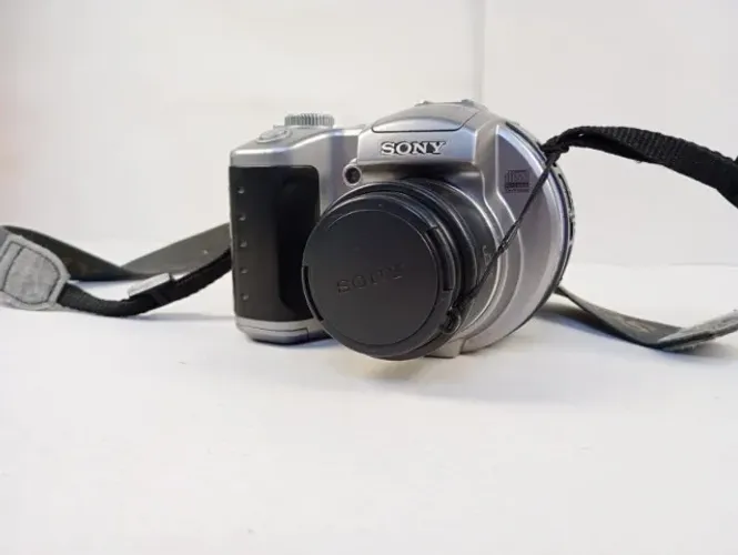 câmera digital sony mavica cd vintage- No estado/ não foi testado
