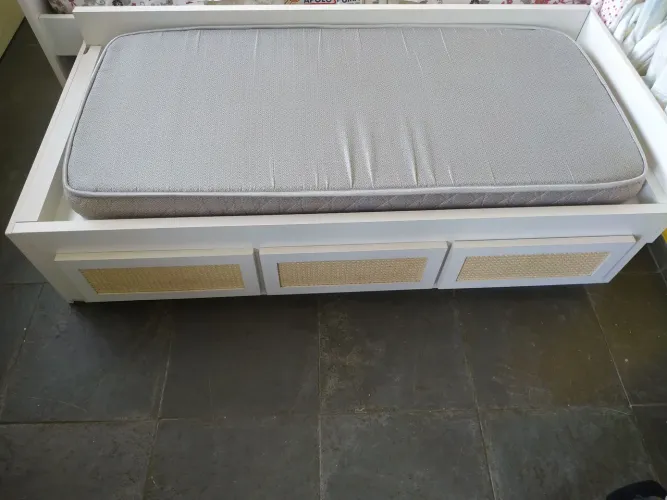 Cama infantil 3 gavetas com telinha