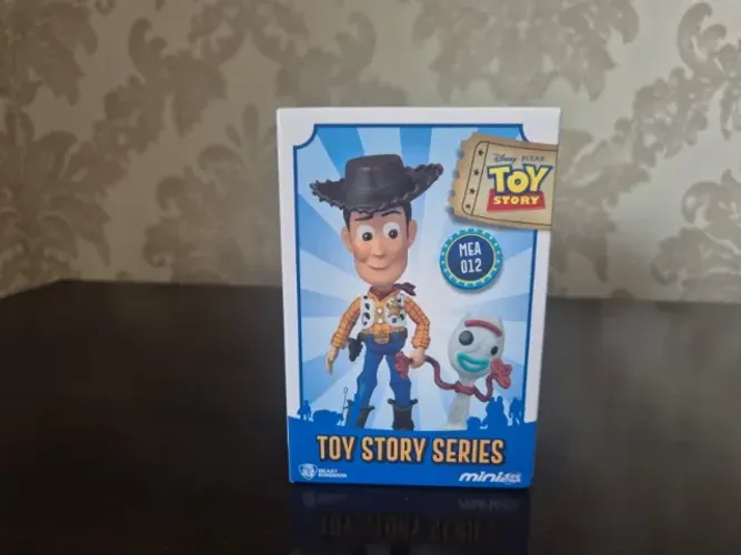 Surprise Box / Caixa Surpresa Toy Story. Mea-012. Miniso
