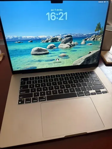 MacBook Air 15,3? com chip Apple M3 ? 16GB de memória + 512GB SSD + Magic Mouse