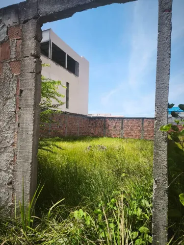 Baixei preço!Vende-se Terreno em Arembepe - Excelente Oportunidade perto da Praia do Piruí