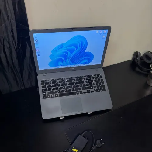 Notebook Samsung Expert X40 (i5 8ª Geração / 20GB RAM / SSD 256GB)