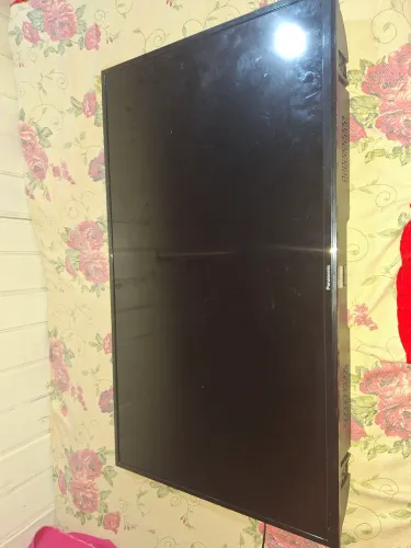 Televisão com tela queimada