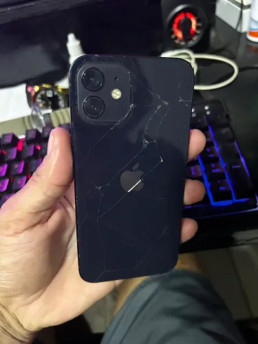 IPHONE 12