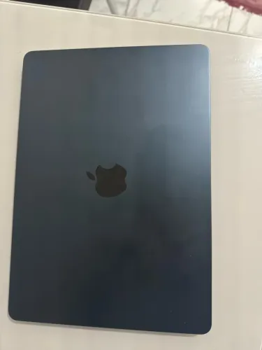 MacBook Air M4 16gb ram 256gb SSD