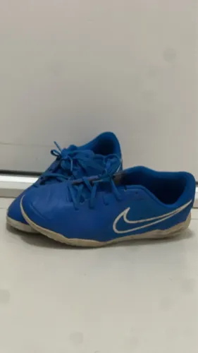 Chuteira Nike tiempo tamanho 36 conservadíssima de futsal