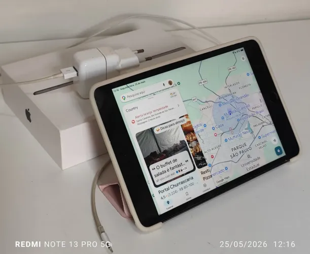 iPad Mini 5 com capa magnética 