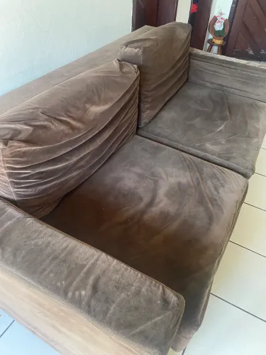 Sofa 2 lugares largo