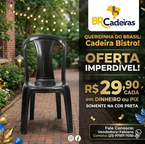 Cadeira plastica preta