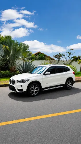 BMW X1 Sdrive 20I X-line 2.0 TB Active Flex 2018