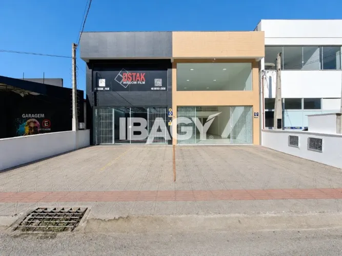 Oportunidade! Loja em Passa Vinte - Palhoça