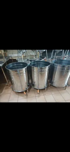 Maquinario para açaizeiros