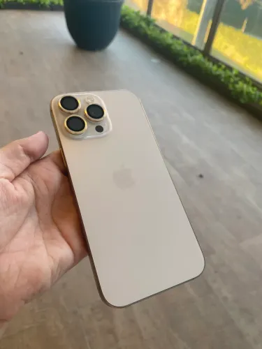 IPHONE 16 PRO MAX GOLD 512 GB