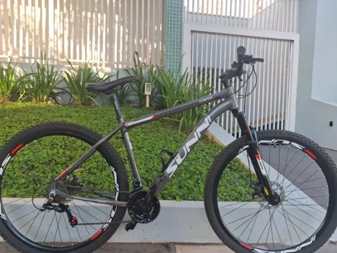 Bicicleta Aro 29 - Seminova