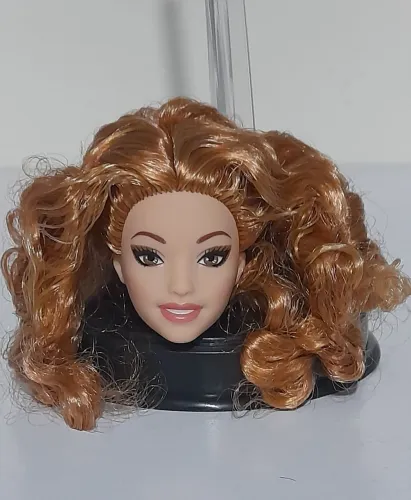 Cabeça Barbie Basics You Create - Olivia