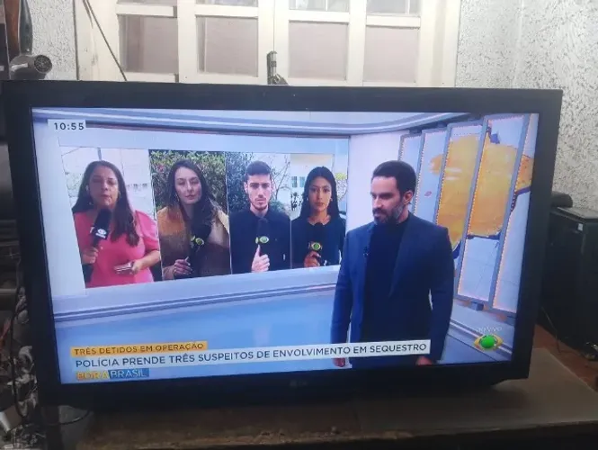 Vendo - tv LG 42 polegadas modelo LG-42D460 com HDMI e conversor digital sem controle para
