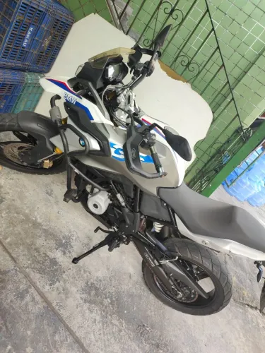 BMW GS 320
