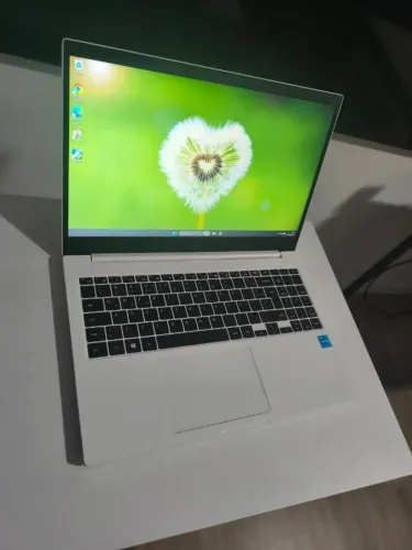 Notebook Samsung Book Intel Core i3-1115G4 (11ª Gen) | 8GB RAM | SSD 240GB | Bate