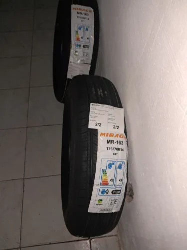 Pneu 175/70R14
