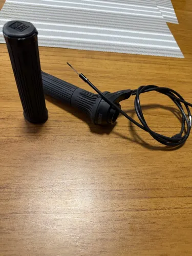 Trava De Suspensão Rock Shox Twistloc