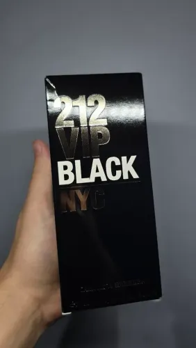 Perfume 212 VIP Black 100ml Original e Novo