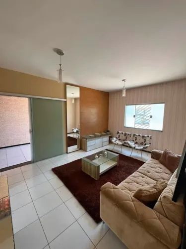 LINDA CASA NO COHAJAP, NASCENTE E SUPER VENTILDA , PISCINA,